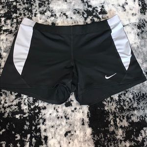 Nike spandex shorts size medium